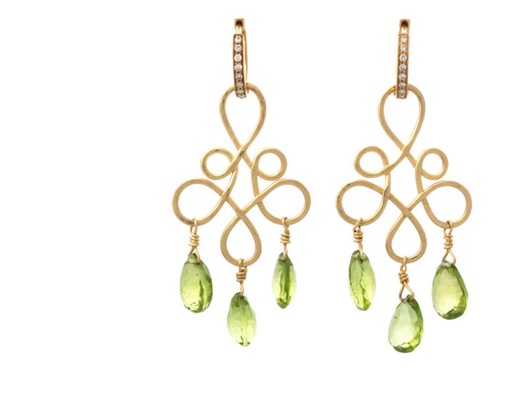 18kt gouden aanhangers met peridot brioletten